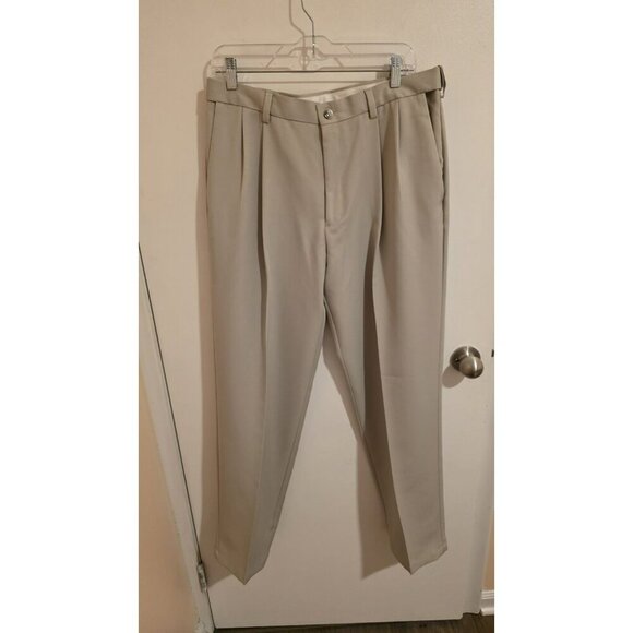 Haggar Pants Cool 18 Pleated Pockets Golf Pants Mens 34wx31L Bowling Pants NWT - Picture 1 of 12